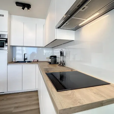 Apartment Royal Ascot R7 Met Terras En Zeezicht Op Toplocatie Ostend