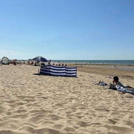 Apartment Royal Ascot R7 Met Terras En Zeezicht Op Toplocatie Ostend